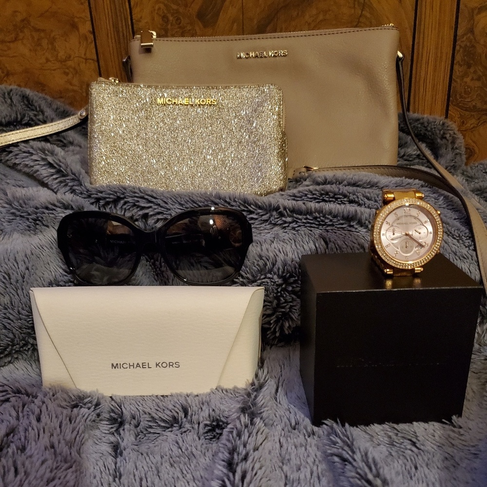 🔥🥰Michael Kors Collection🥰🔥 - Picture 5 of 5